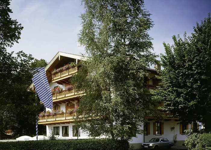 Gaestehaus Pfatischer Hotel Rottach-Egern