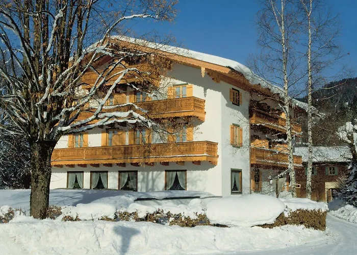 Gaestehaus Pfatischer Rottach-Egern